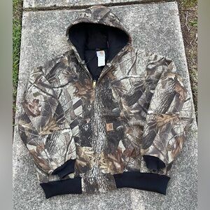 Great Condition Camo Carhartt| Leather tag| XL|